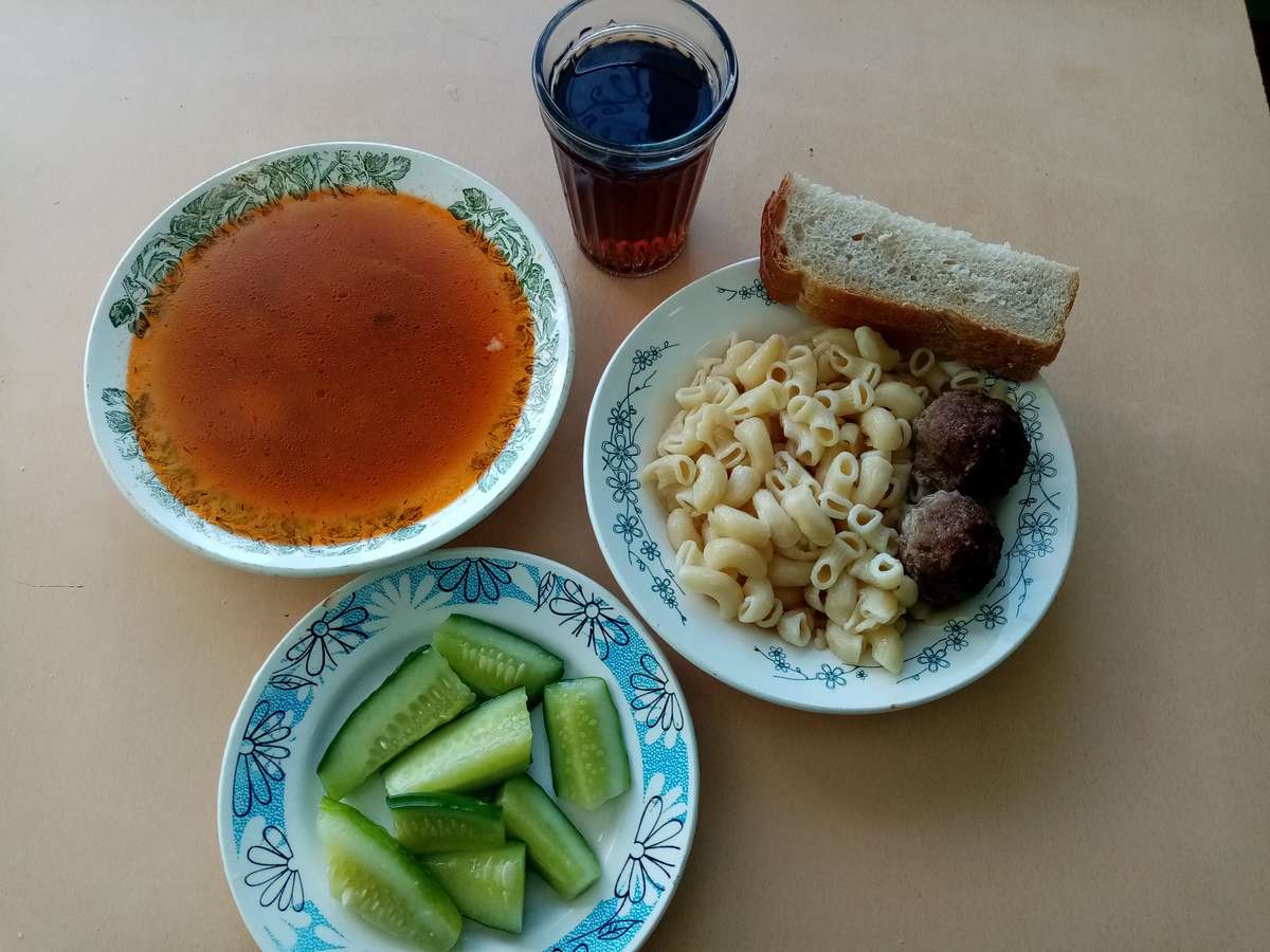 Изображения столовой.